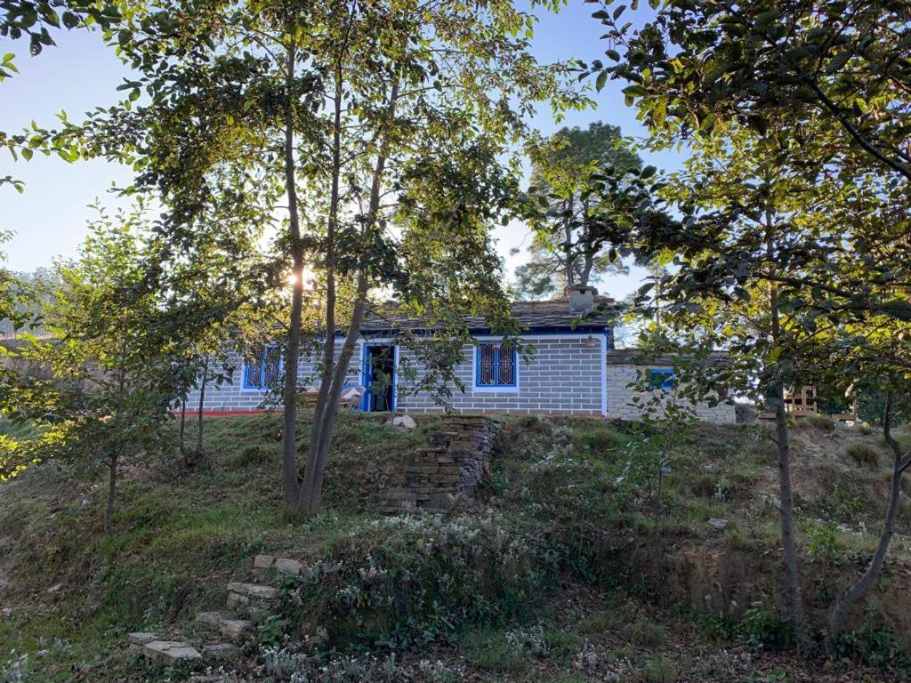 Thikalna Himalayan Retreat Villa Almora Exterior photo